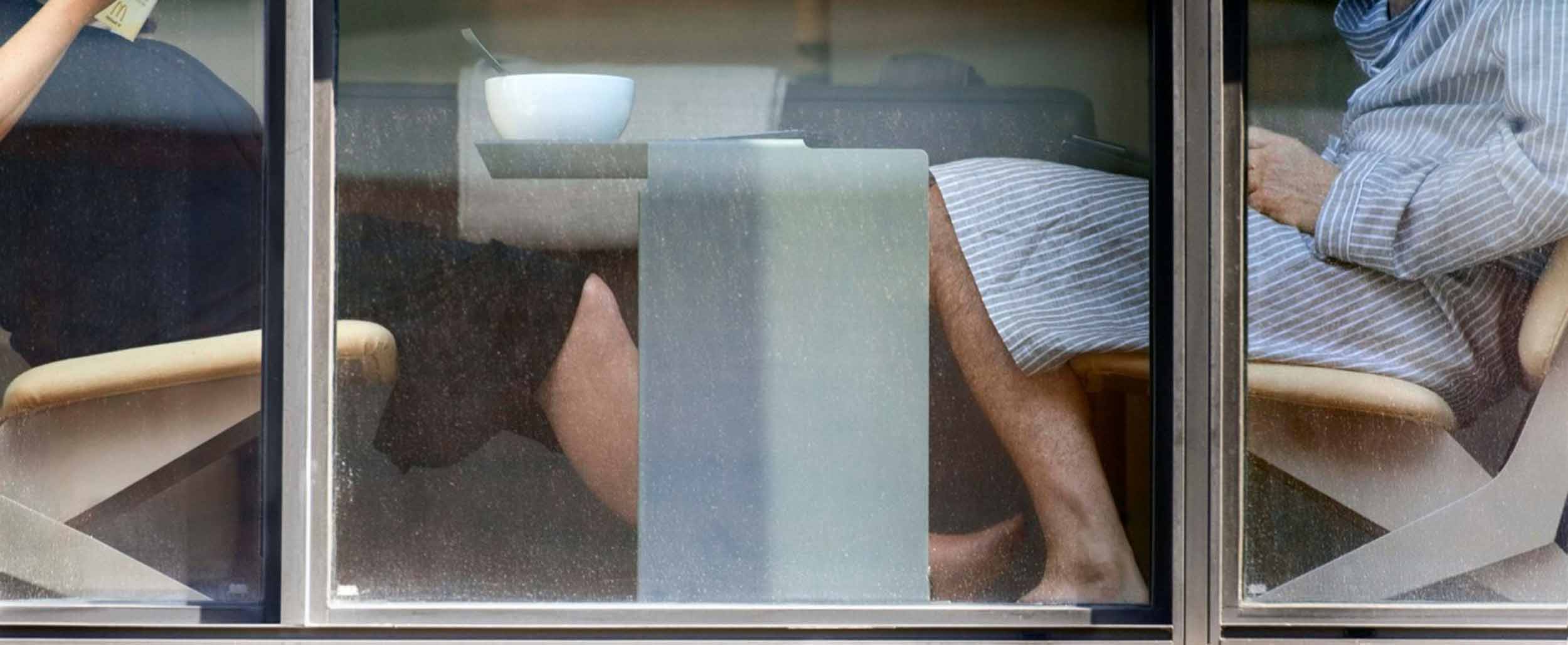 Хотел просто подглядеть Хотел просто подглядеть